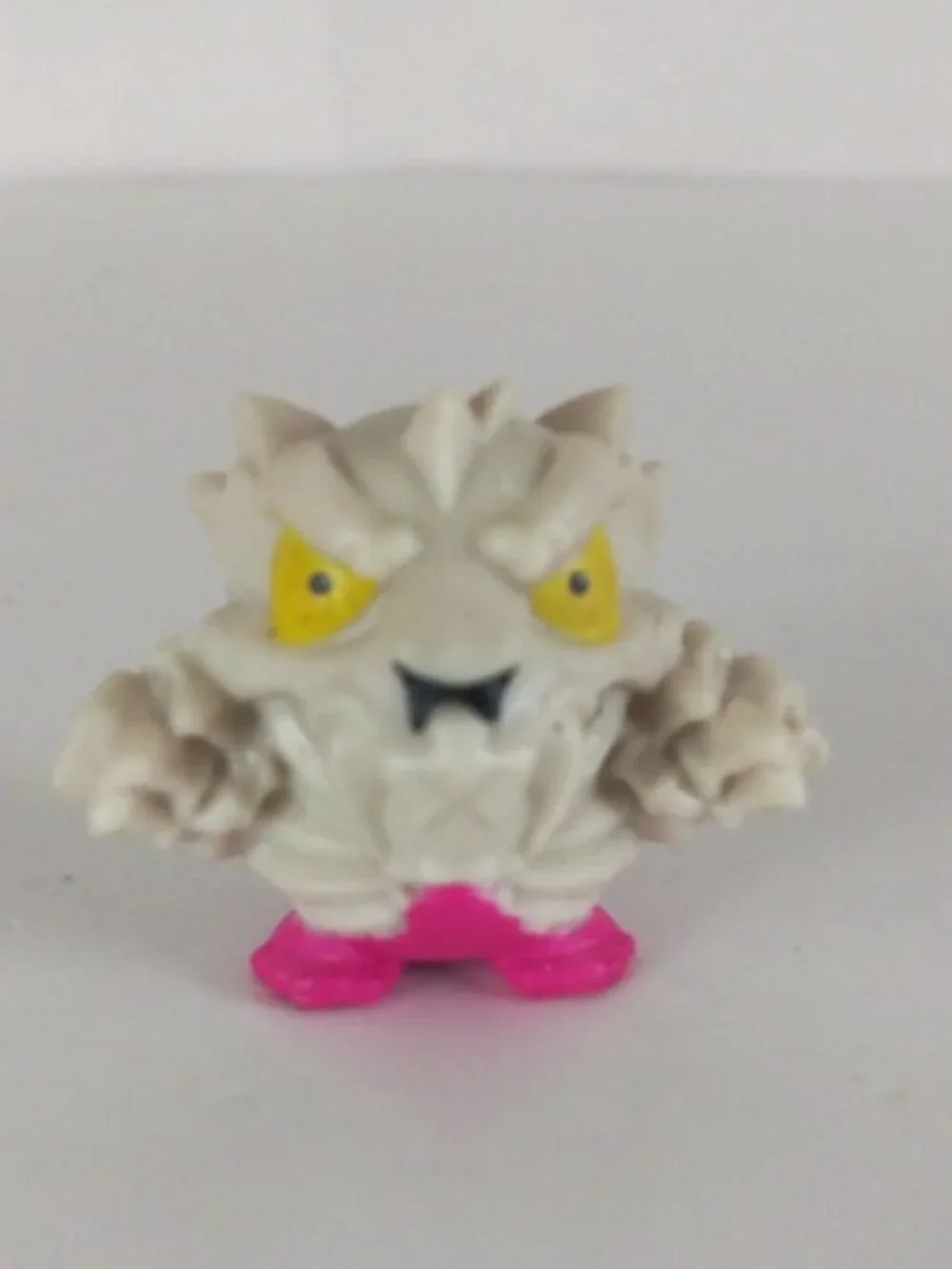 Mr. Beast Labs Swarms Hyper Fusion Series Bone Breakers Prehistoric Panther UR